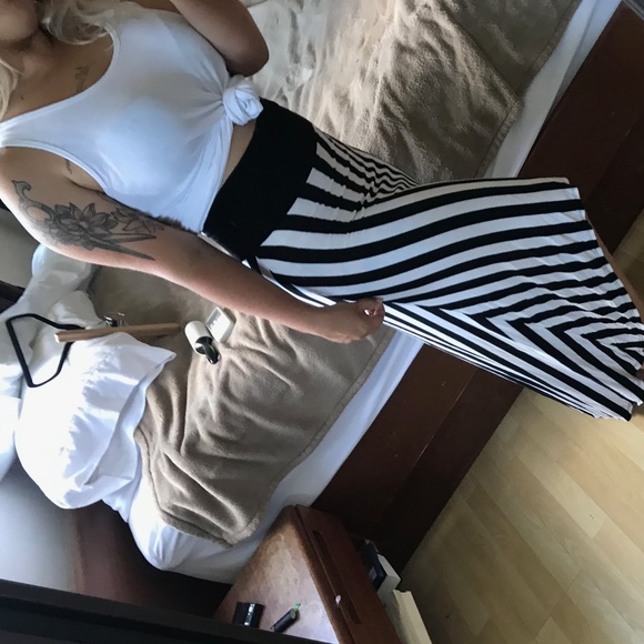 Wet Seal Dresses & Skirts - Wet Seal High low striped skirt